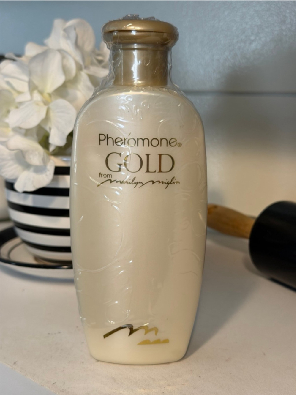 Marilyn Miglin Pheromone Gold Full Size Body Lotion 8 oz NEW Sealed
